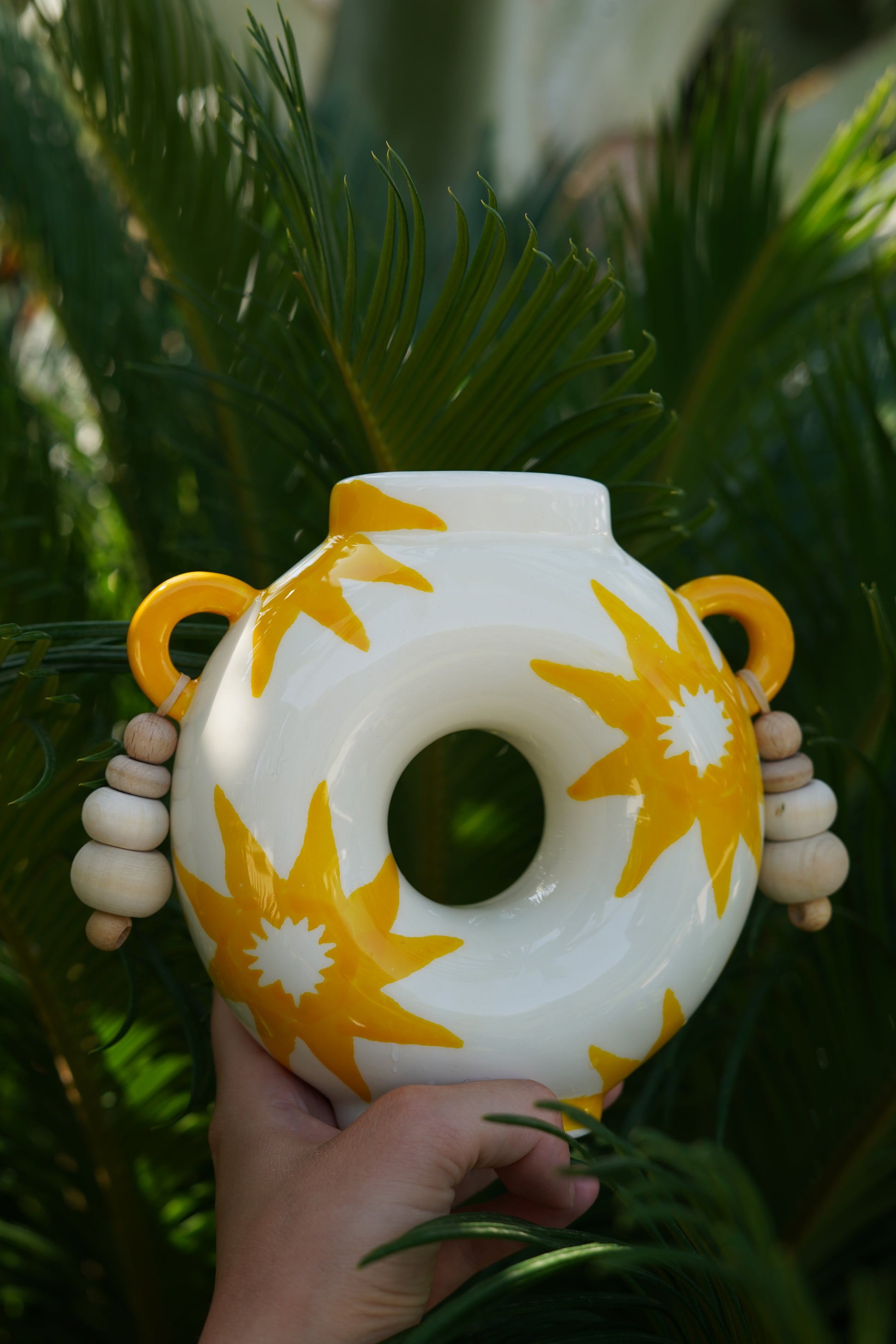 ~ White & yellow vase “Silvia”