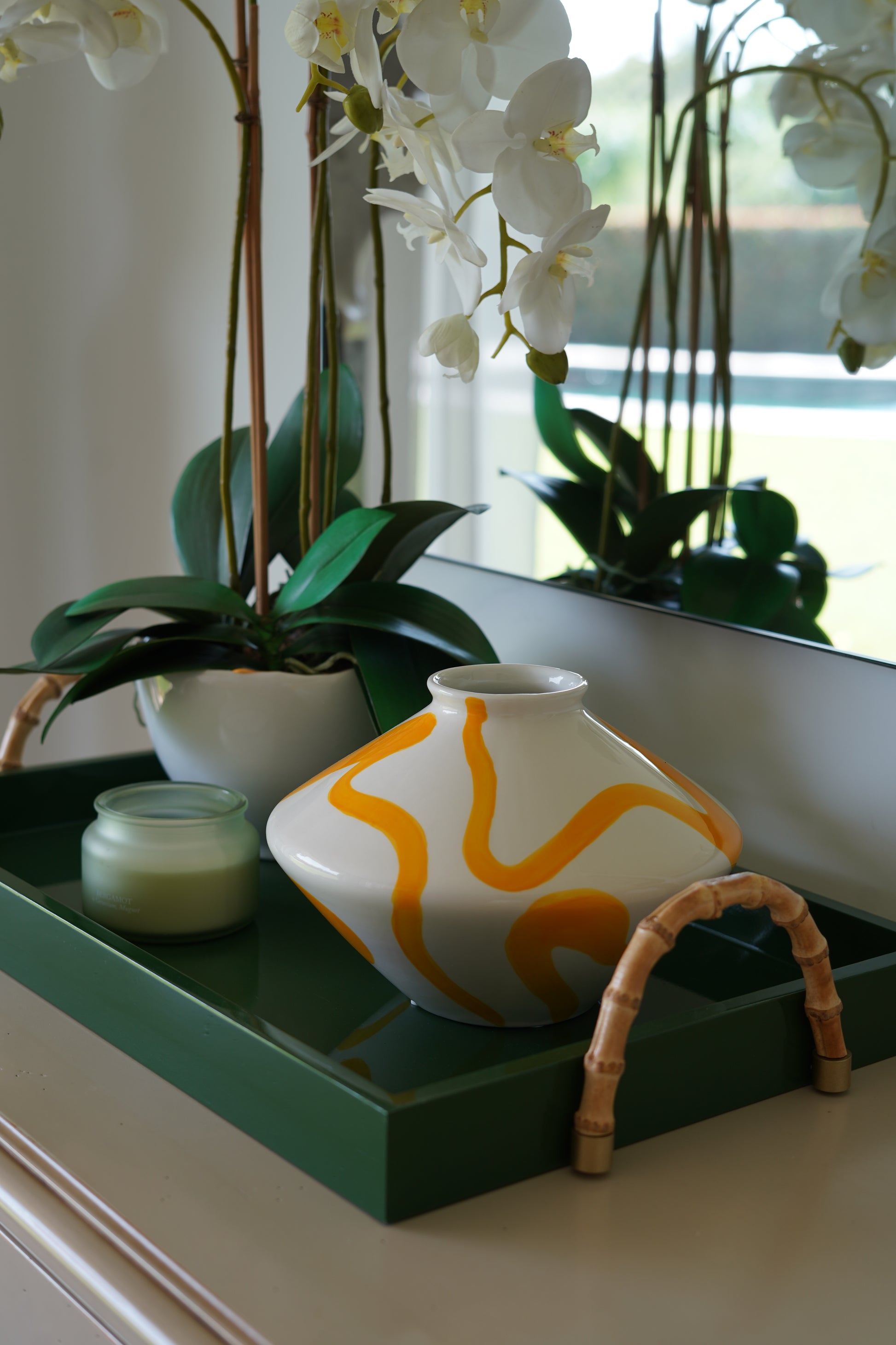 ~ White & yellow vase “Rafael”