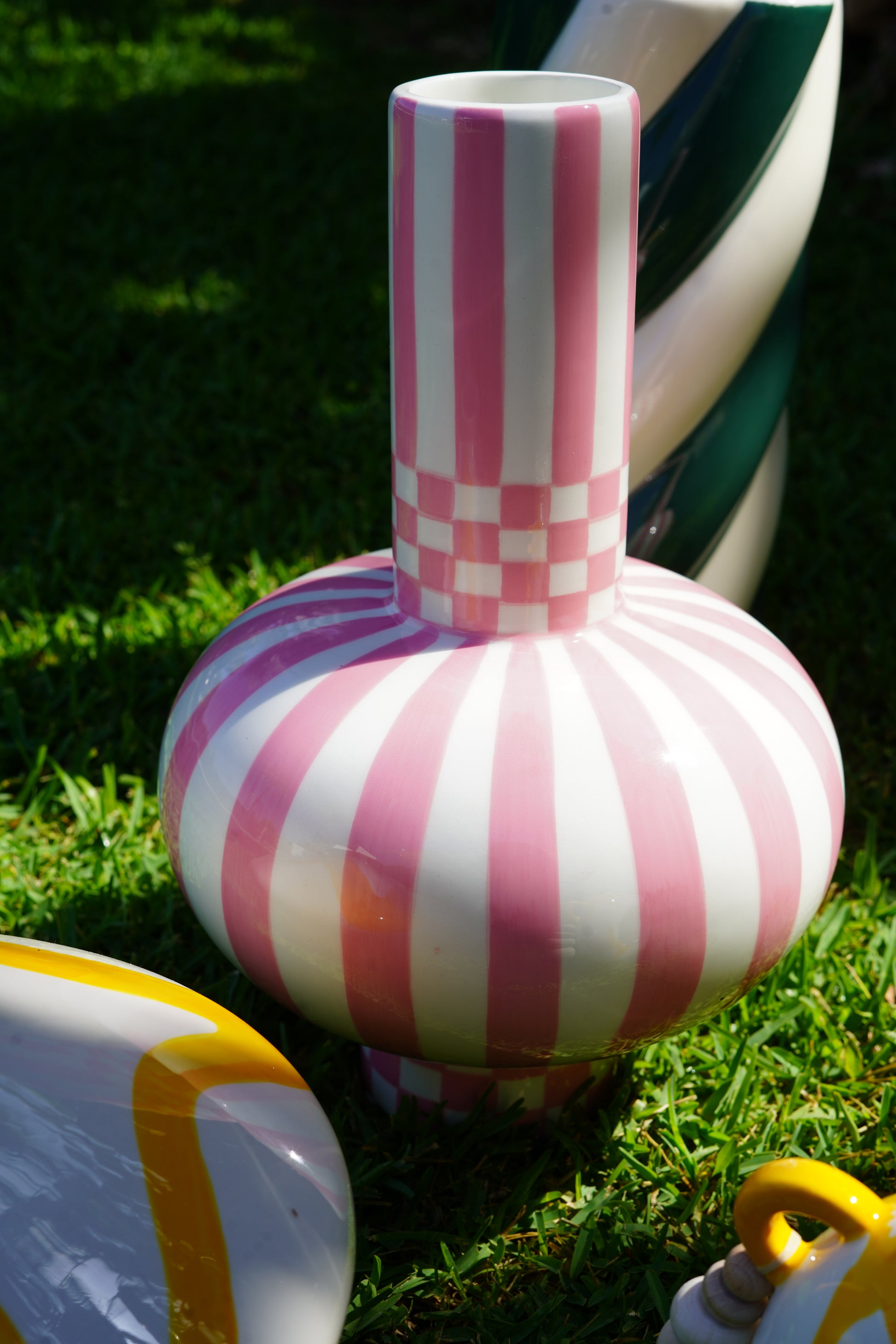 ~ Pink & white vase “Gabriel”